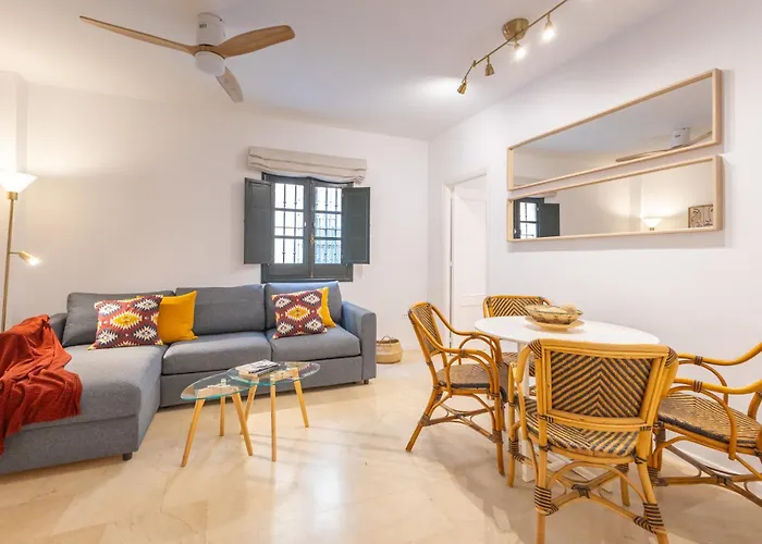 Charming Apartment At Plaza Alameda By Ocityzen
